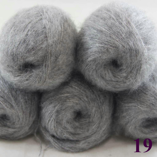 Sale 5ballsX50g Luxurious MOHAIR 50% Cashmere 50% silk hand Yarn Knitting Free shipping multiple colors to choose from Mom Gray 290-18