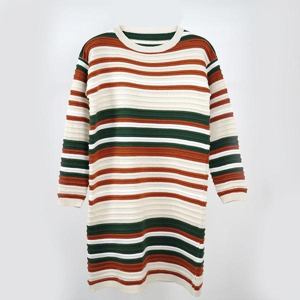 The new Stripe Back Round Neck Pencil skirt knitted sweater