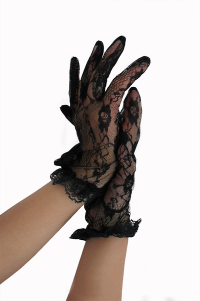 Floral lace bare wrist length transparent lace bride gloves short black color fashion mittens fashion party gloves prom gloves girls