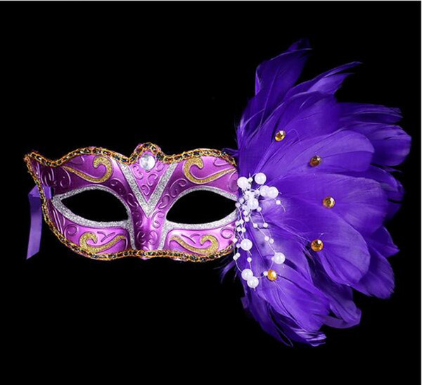 2019 New plastic with feather 6 colors women's elegant masquerade party masks Venice coloured drawing or pattern feather mask women