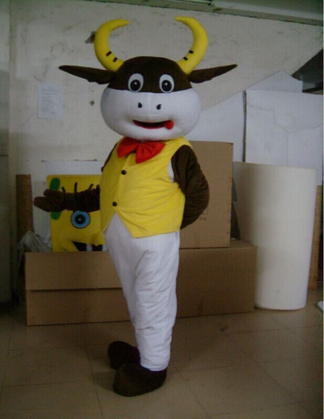 Variety of cow cartoon dolls mascot costumes props costumes Halloween 