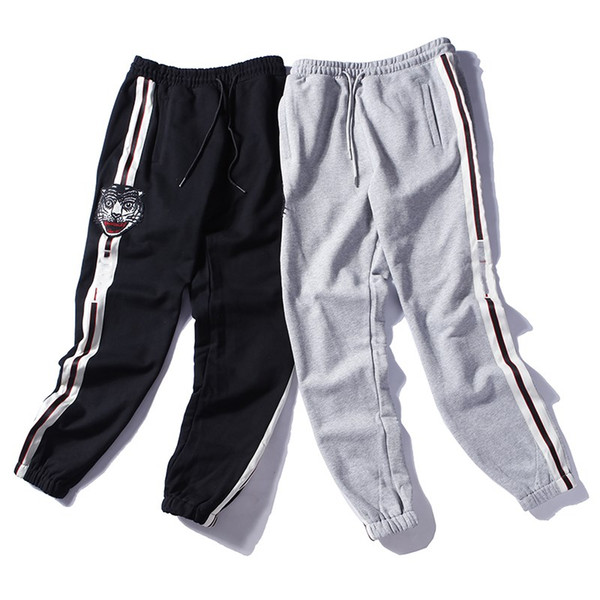 2018 new Mens embroidery Jogger Pants New Branded Drawstring Sports Pants High Fashion 2 Colors Side Stripe Joggers