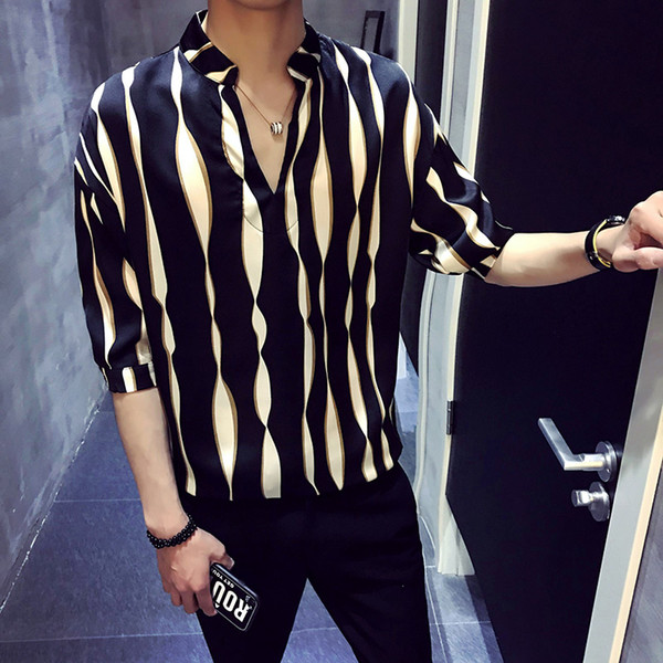 New Summer Men's Loose Stripes Half Sleeve Shirt Korean Version V - Neck Cuff Handsome Middle Sleeve Shirts Men