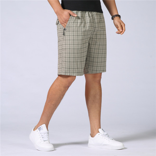 New Summer Casual Striped Shorts Men Cotton Loose Knee Length Beach Shirts Baggy Camo Cargo Shorts Homme Plus Size 5XL