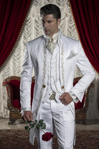 Embroidery Groom Tuxedos Men's Suits White Groomsman/Best Man Wedding/Prom Suits