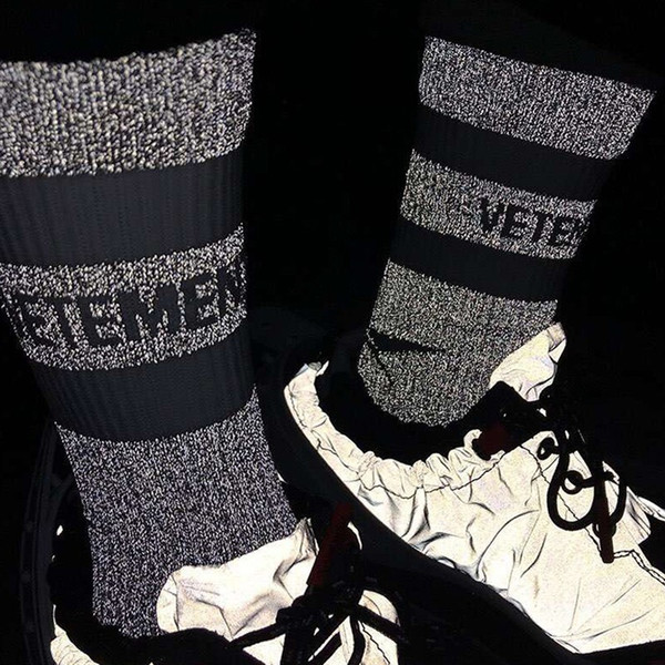 Kanye Vetements Reflective Sock Street Fashion Sports Comfortable Beautiful Socking Spring Autumn Winter Breathable Mid Tube Socks HFYMWZ026