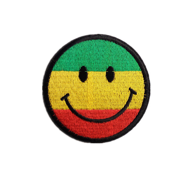 Embroidered cloth patch Dia. 7.0 cm smiling face sewing decorative appliques Back gum ironing stick patch clothing accessories DL_CPIS002