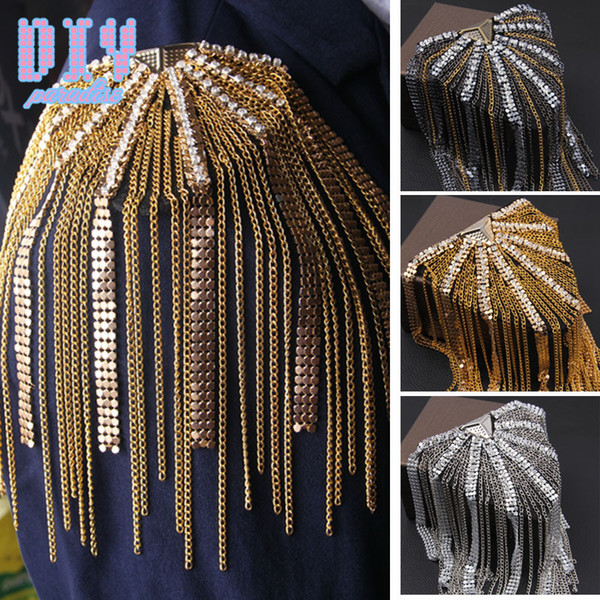 Triangular Handmade Fashion Tassel Chain Shoulder Board Badges Beads Fabric Metal Epaulette Military Pin on Brooch Medal