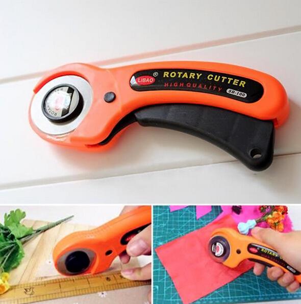 45mm Rotary Cutter With Flexible Safeguard Fabric Paper Vinyl Circular Cut Patchwork Leather Craft Sewing Quilting Fabric Cutting Tool