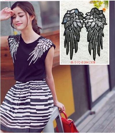 Charming One Pair Silver Wings Patches DIY Decoration for Clothes Embroidery Sequins Iron On Dress Applique