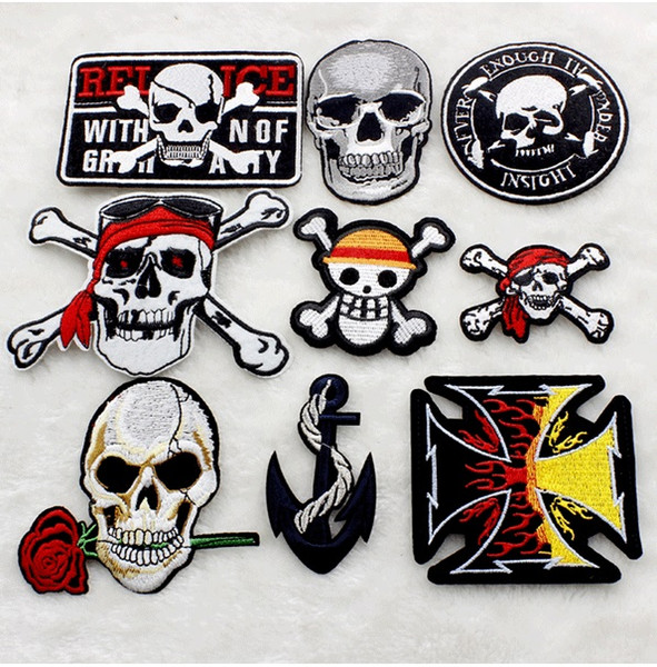 WL iron on mixed 100 pcs skeleton Embroidered patch sew on Motif Applique garment embroidery cartoon patch DIY accessory