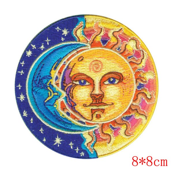 Embroidered moon half blue and sun half yellow round iron on patch Cartoon Minioned Clothes Patches