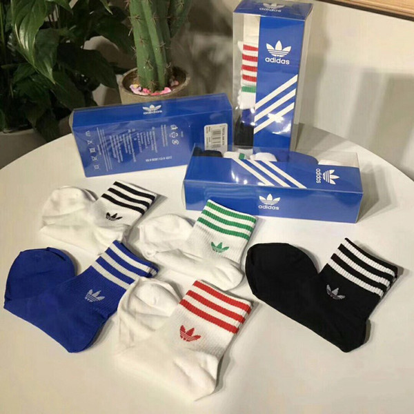 Unisex Sock Tide Brand Full Letter Socks New Arrive Box Packed Brand Design Socks Sports Lovers Cotton Socks Hip -Hop Stockings upn5