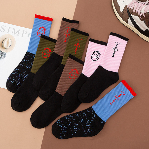 Brand Mens Designer Stockings Fashion Letter Smiling Face Print Mens Underwears Casual Males Clothing