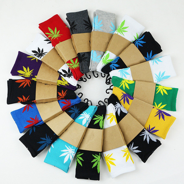 2015 New arrival Unisex Plantlife Cotton Skateboarding Socks Men's Maple Leaf Socks Hip-hop Hosiery Warm Thick men/women sport Socks A-0037