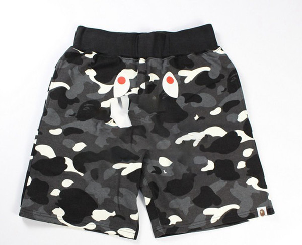 2019 spring and summer tide brand shark mouth camouflage youth shorts high quality men's casual pants pants