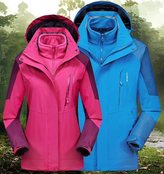 Three Stormwear is a three-in-one removable two-piece work suit for men and women. It is a popular logo climbing suit