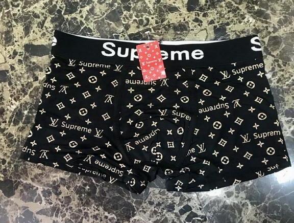2019 AA45 New SUP+V Men Underwear Boxers Cotton 4 Color Breathable Letter Underpants Shorts Luxury Brand Design Cuecas Tight Waistband. LL1
