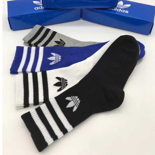 New Designer Socks Sport Vetements Men's Black White Stockings Opening Men's Sphort Sockings Letter Print In The Tube Cotton Socks Branded