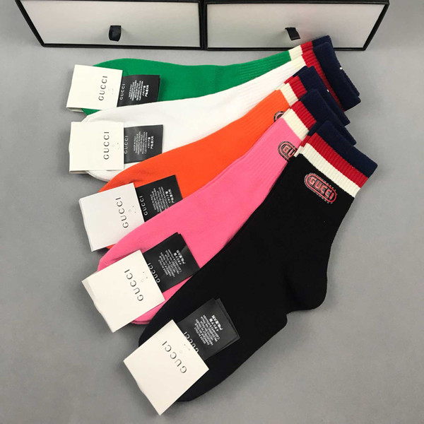 Hot Sale Men's Black White Vetements Stockings Opening Men's Sphort Sockings Letter Print In The Tube Cotton Socks Luxry Design Sockings