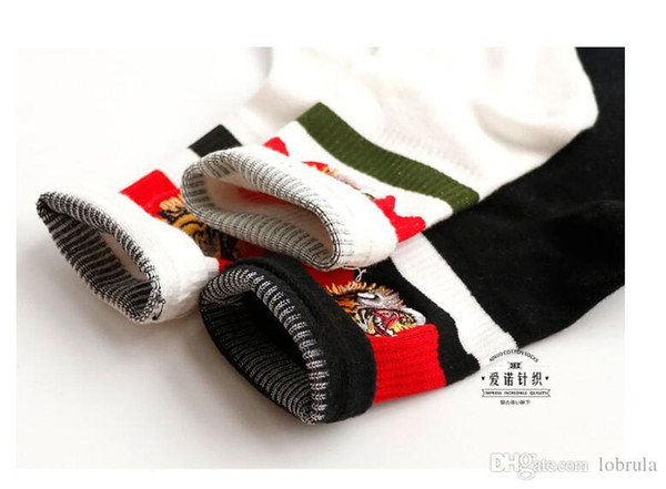 Luxury Tiger Socks Tide Brand Embroideried Sports Socks Striped Casual Socks For Unisex Outdoor Athletic Stockings