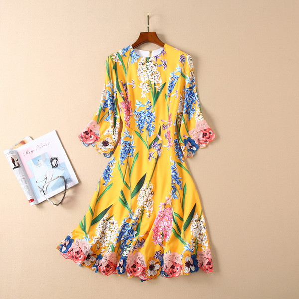 yellow Flowers Print embroidery Mrmaid Women Dress Brand Same Style half slleeves Milan Runway Dress 119