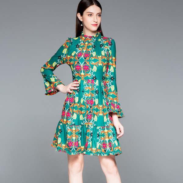 Milan Runway Dress Autumn Green Flowers Print Trumpet sleeves Women's Dress Bohemian Dresses DH082210