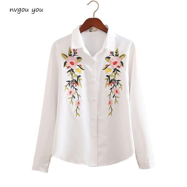 nvyou gou 2018 Floral Embroidered Blouse Shirt Women Slim White Tops Long Sleeve Blouses Woman Office Shirts plus size