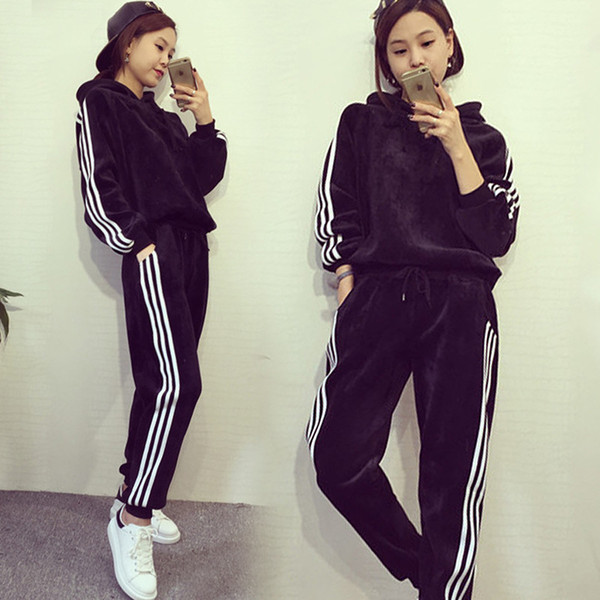 Qooth Casual Sweatshirts Set Women Two-pieces Black Pullover Female Tops Pants New Spring Winter Plus Velvet Clothes QH1702