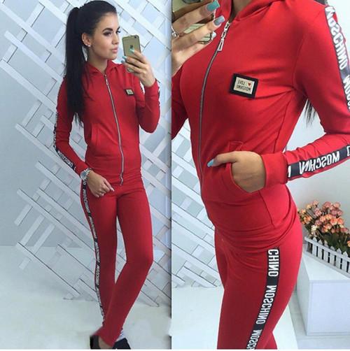 2018 European and American new fashion brand design ladies sportswear knitwear classic fashion ladies apparel