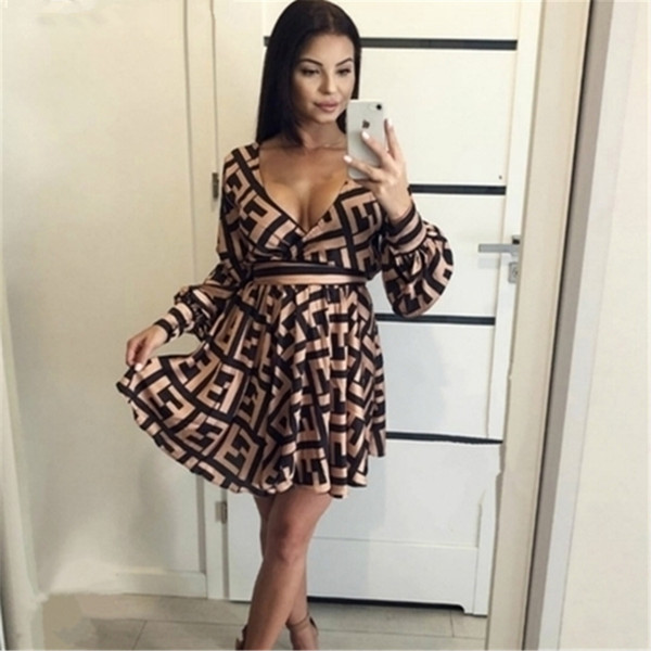 2019 new women's sexy dress brand news dress beach sunscreen clothing bikini summer cotton T-shirt short-sleeved long-sleeved shirt