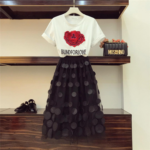 2018 summer new flowers, embroidered T-shirt and skirt two pieces set-H032