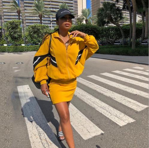 2019 leisure sport two-piece long sleeve jacket and short skirt suit