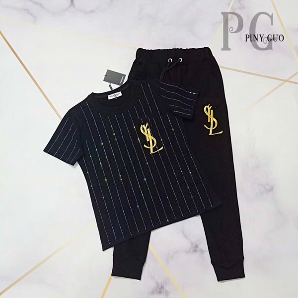 Women's short-sleeved trousers spring and summer Super-explosive three-dimensional embroidery heavy duty hot drilling sweater suit