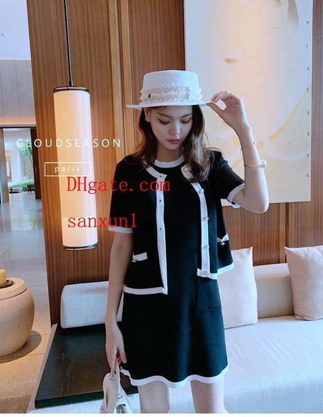 Two-piece Women Dress Suits Elegant comfortable Letter printing Women's t shirt tops + Skirt jupe 2019 Summer New Skirt Suit Di-ro1