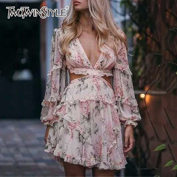 TWOTWINSTYLE Sexy Print Dress Female Chiffon V Neck Hollow Out Lantern Sleeve High Waist Mini Dresses Summer Fashion Sweet New SH190918