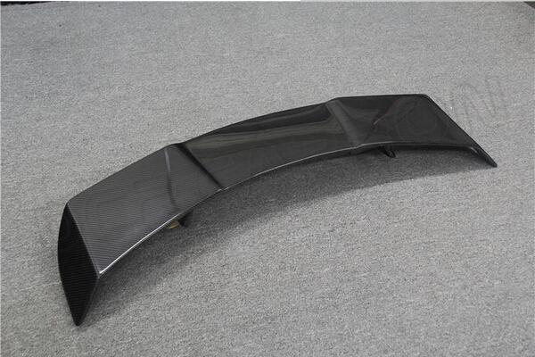 Mercedes Benz W176 A Class A45 AMG A180 A200 A220 A250 A260 2013 2014 2015 Carbon fiber rear roof spoiler