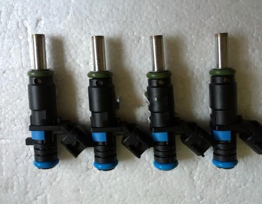 High quality Original parts car fuel Injector use for Chevrolet Cruze 1.6L,1.8L,Part No.: 55562599,