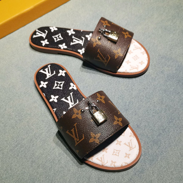 The new Miss Xia Ji Designer luxury high-quality leather slippers sandals flat shoes casual shoes sandals flat sandals with original box qe