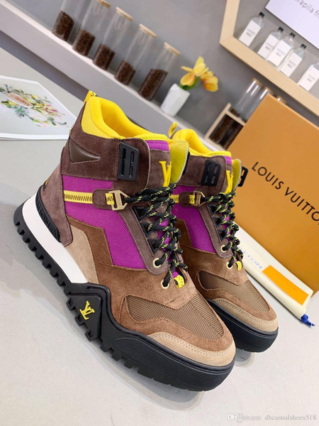 Luxury fashion women's casual shoes and classic comfortable travel shoes real leather wear-resistant embossed beautiful driving shoes