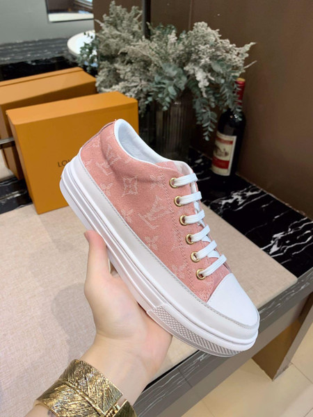 Stylish fresh women's tennis shoes and beautiful comfortable sneakers cotton rubber non-slip flat casual shoelace box