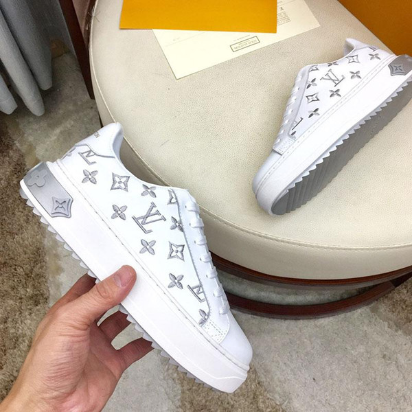 Women's Popular Tennis Shoes and Fashion Classic Drift Running Sneakers Bright Printed Leather Flat Outdoor Travel Lace Box