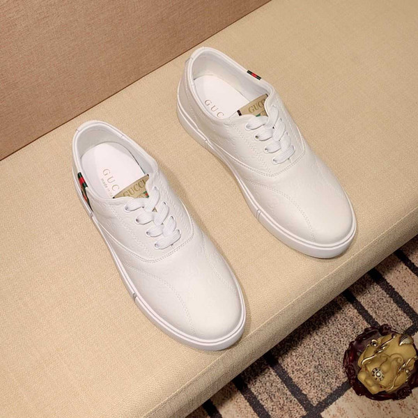 2020 Triple S Luxury Design Men's Platform Sneakers Black White Bred Men's Sneakers Fashion Sneakers Outdoor Casual Shoes UGWAXZ