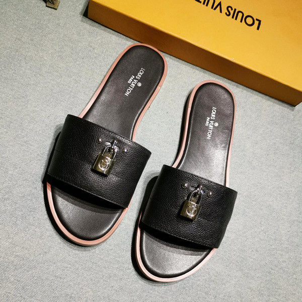 Luxury High Quality Summer Lady Designer Slippers Slippers Leather Flat Womens Shoes Casual Shoes Fashion Sandals Flat Sandals with Ori qr