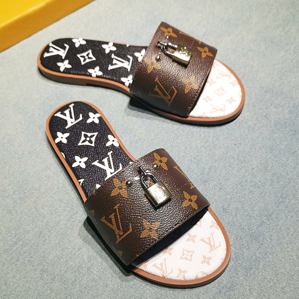 The new Miss Xia Ji Designer luxury high-quality leather slippers sandals flat shoes casual shoes sandals flat sandals with original box qs