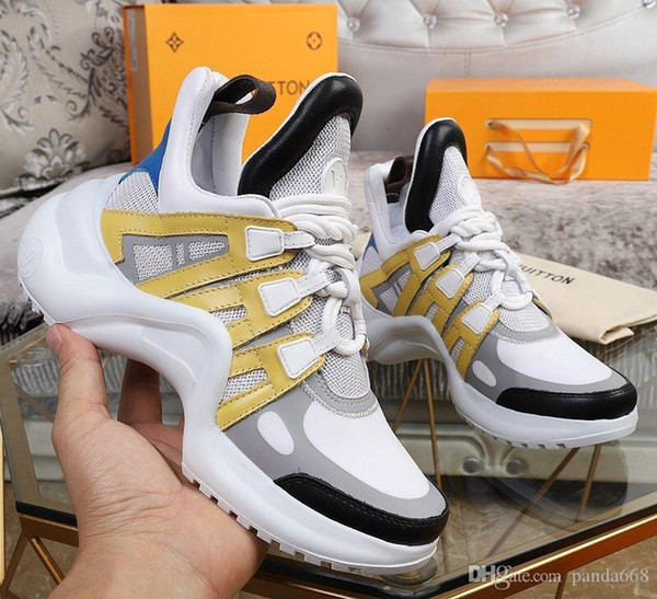 Free shipping 2020 new style fashion design luxury Men s shoes women s shoes Wild V-shaped sole Local tycoon sneakers popular SIZE 35-44