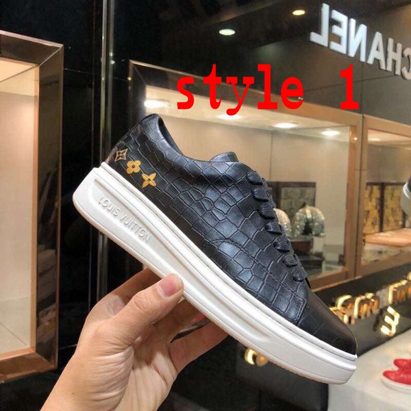 Stylish high-end casual shoes and classic comfortable driving shoes leather print non-slip couple sneakers free shipping