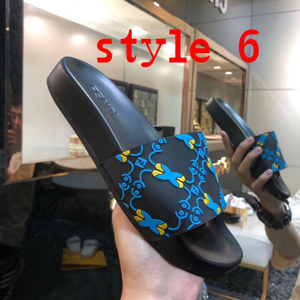 Fashion summer sandals bath shoes and comfortable beautiful practical water shoes non-slip couple slippers free shipping