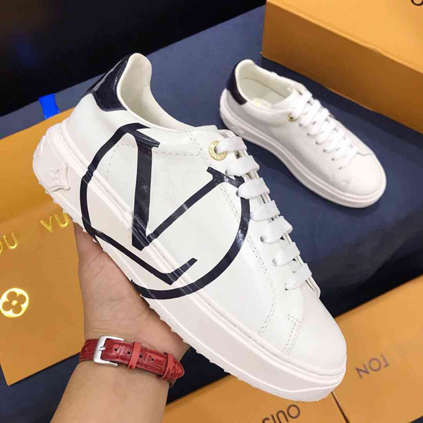 High-quality fashionable women's casual shoes and popular classic comfortable driving shoes non-slip wear-resistant flat tennis shoes