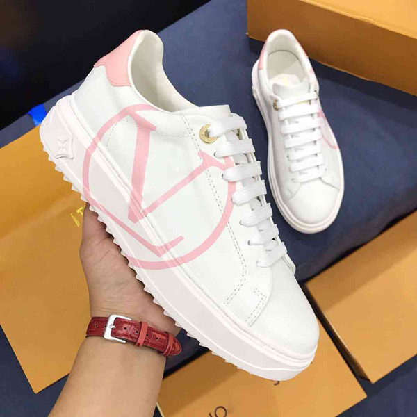 Stylish women's casual shoes and luxury popular classic comfortable driving shoes non-slip wear-resistant flat tennis shoes